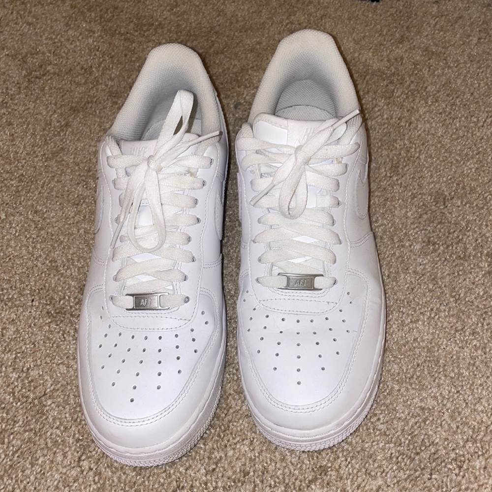 Women’s sneakers